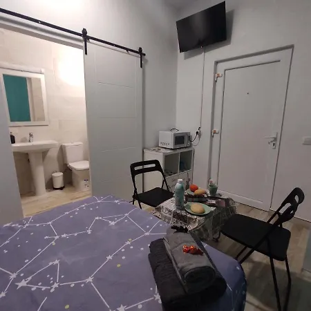 Habitación Cactus, Entrada Privada Y Baño Privado En By Flamingo House * Arrecife (Lanzarote)