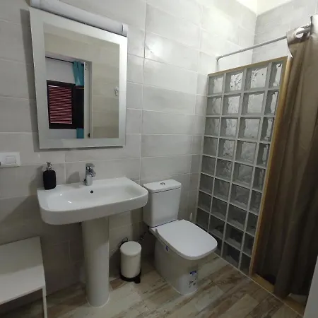 Habitación Cactus, Entrada Privada Y Baño Privado En By Flamingo House *